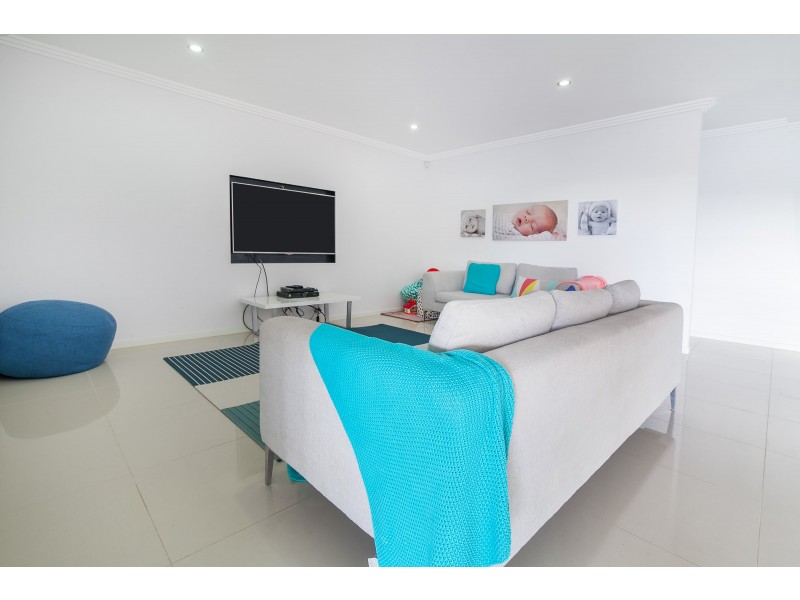 5 Dior Place, Wulkuraka QLD 4305
