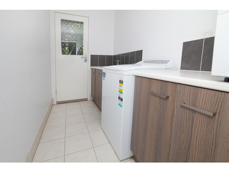 5 Dior Place, Wulkuraka QLD 4305