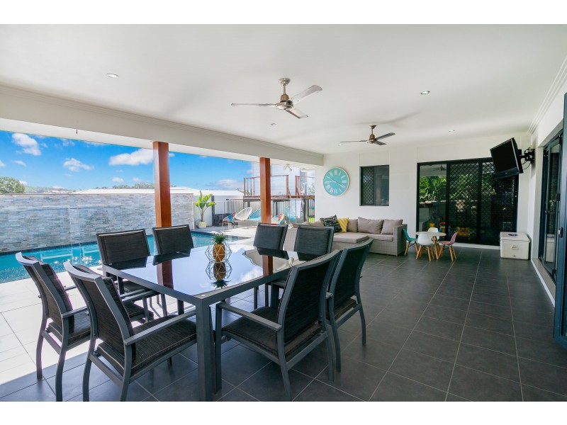 5 Dior Place, Wulkuraka QLD 4305