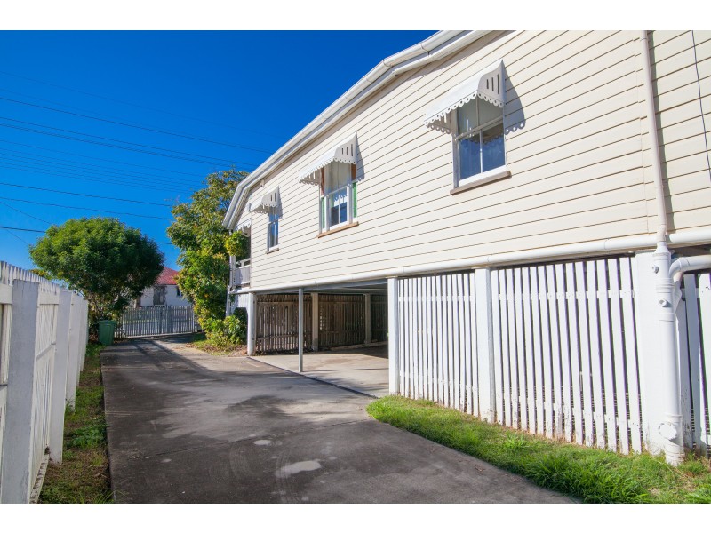 89a South Station Road, Silkstone QLD 4304