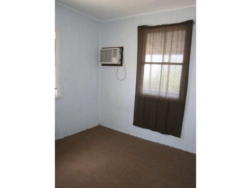 53 Glebe Road, Newtown QLD 4305