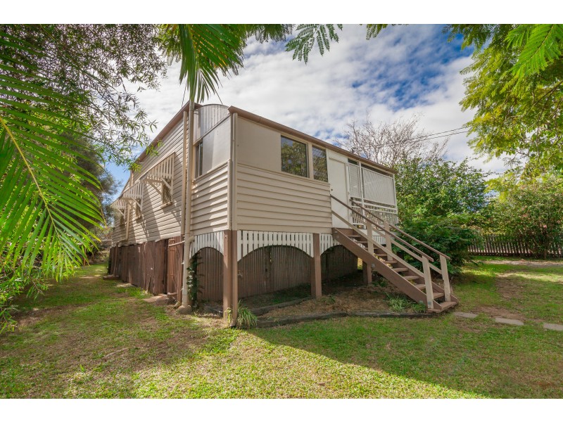 22 Glossop Street, Brassall QLD 4305