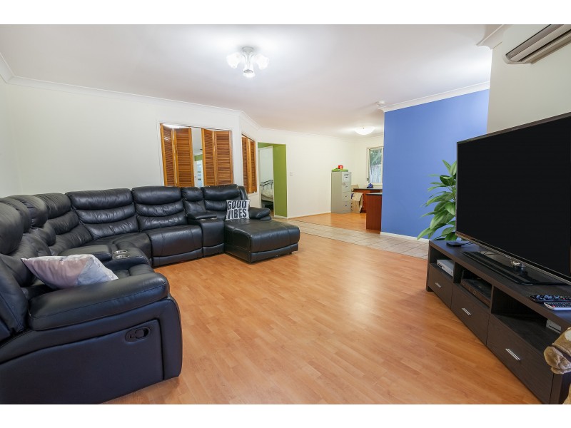 76 Bradfield Drive, Brassall QLD 4305