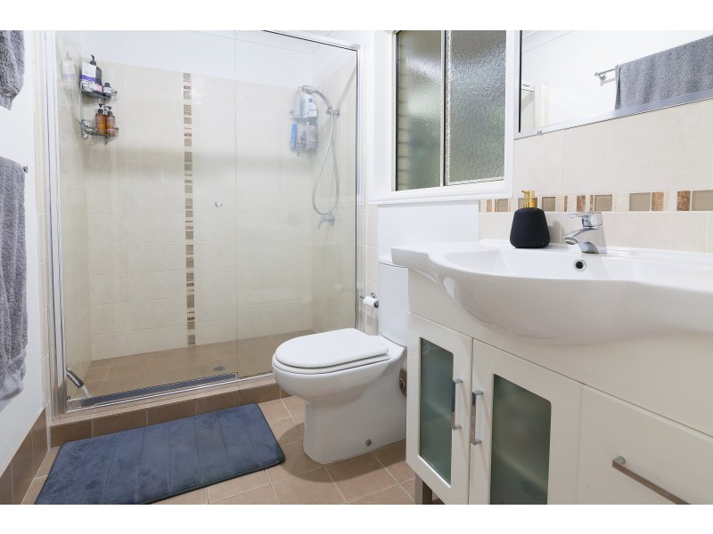 76 Bradfield Drive, Brassall QLD 4305