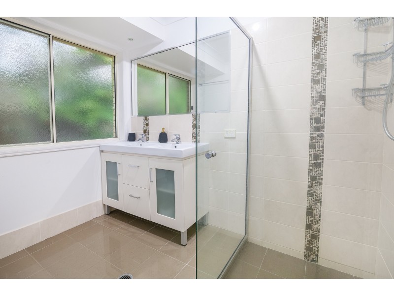 76 Bradfield Drive, Brassall QLD 4305