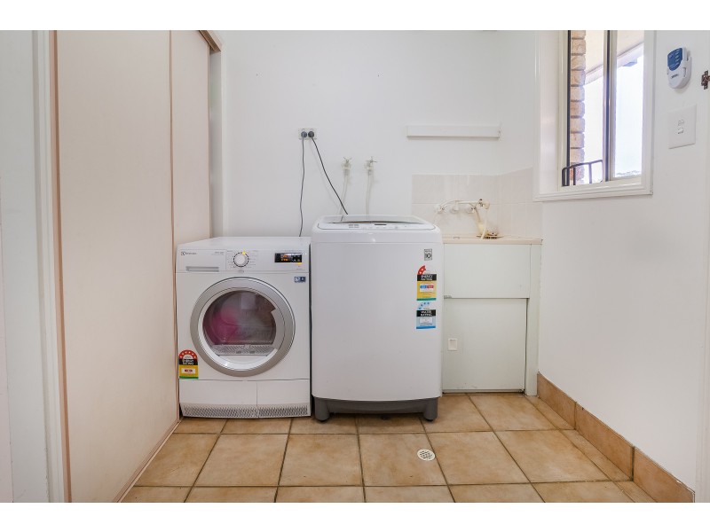 76 Bradfield Drive, Brassall QLD 4305