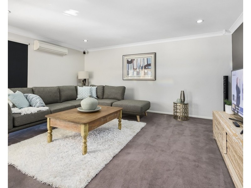 32 Equestrian Drive, Yamanto QLD 4305