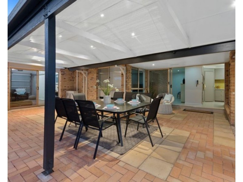 32 Equestrian Drive, Yamanto QLD 4305