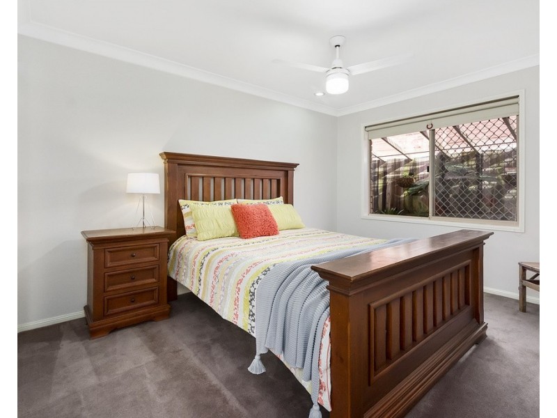 32 Equestrian Drive, Yamanto QLD 4305
