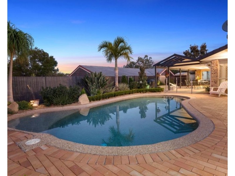 32 Equestrian Drive, Yamanto QLD 4305