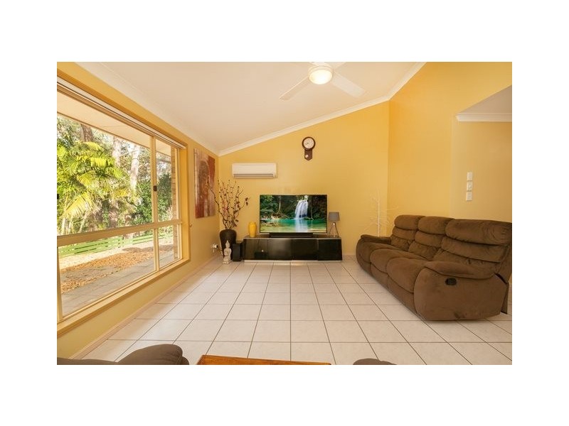 93 Lansdowne Way, Chuwar QLD 4306