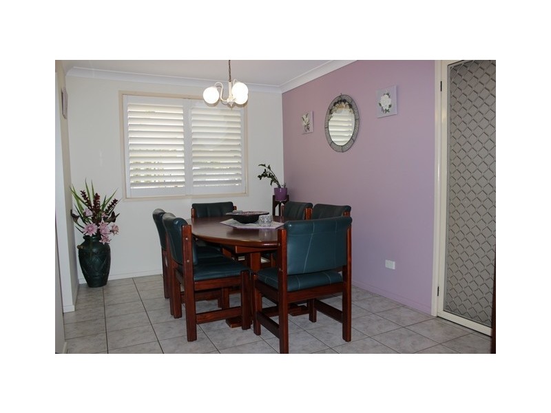 323 South Station Road, Raceview QLD 4305