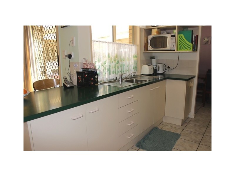 323 South Station Road, Raceview QLD 4305