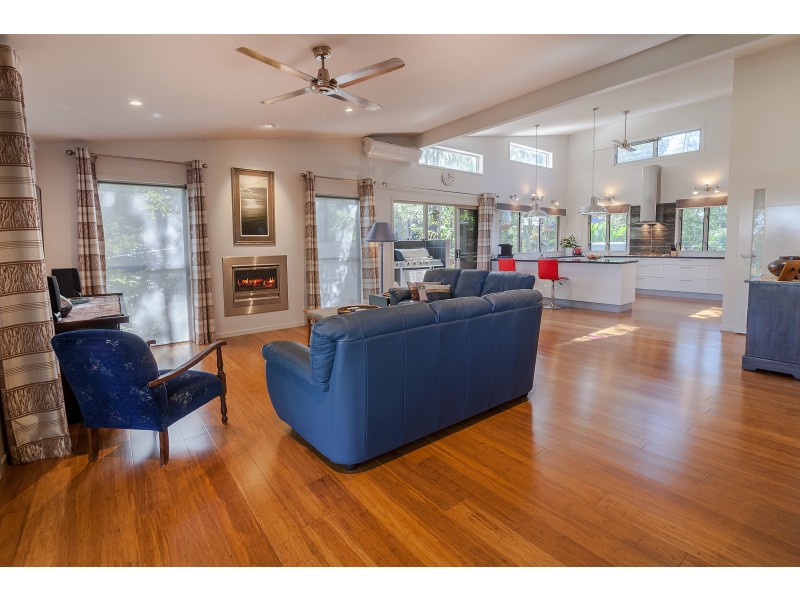 14-16 Sovereign Strait, Karalee QLD 4306