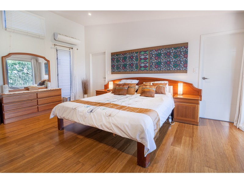 14-16 Sovereign Strait, Karalee QLD 4306