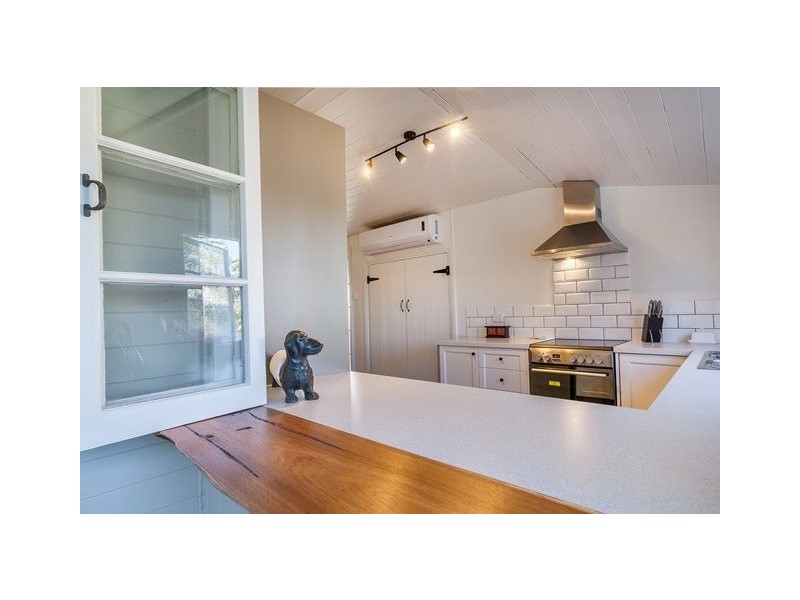 63 Quarry Street, Ipswich QLD 4305