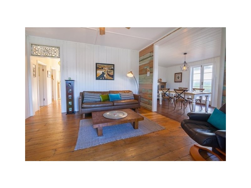 63 Quarry Street, Ipswich QLD 4305