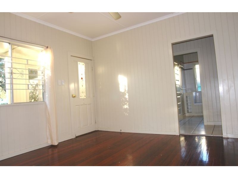 89 Jacaranda Street, East Ipswich QLD 4305