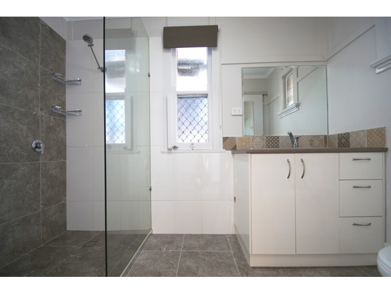 1/92 Limestone Street, Ipswich QLD 4305