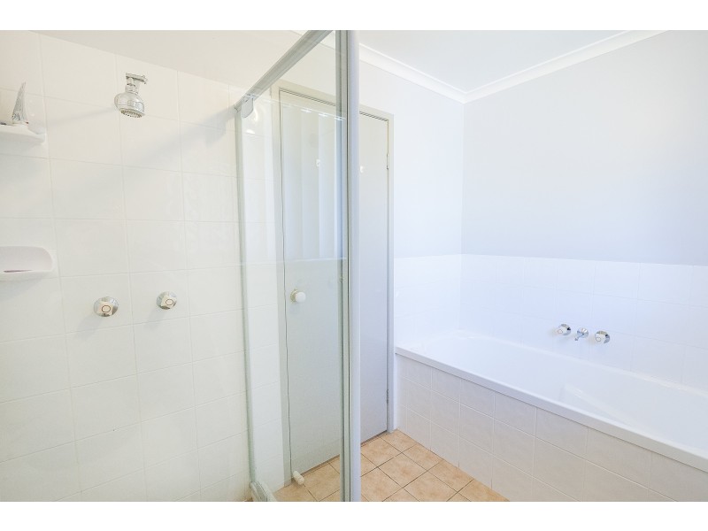 37 Jupiter Street, Wulkuraka QLD 4305