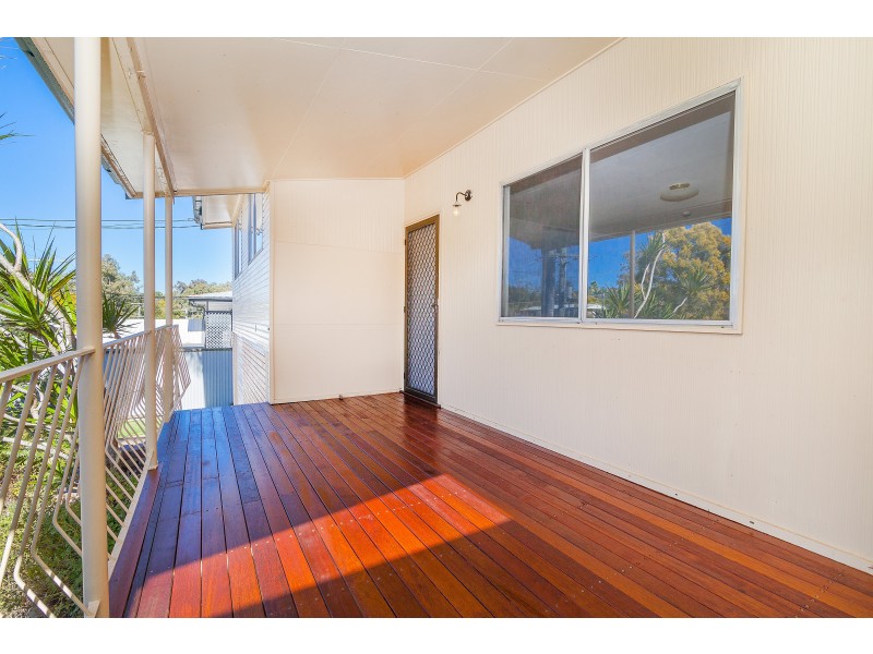 8 Bellhaven Drive, Bundamba QLD 4304