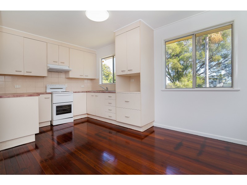 8 Bellhaven Drive, Bundamba QLD 4304