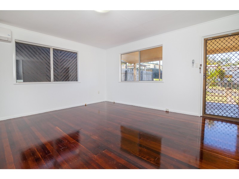 8 Bellhaven Drive, Bundamba QLD 4304