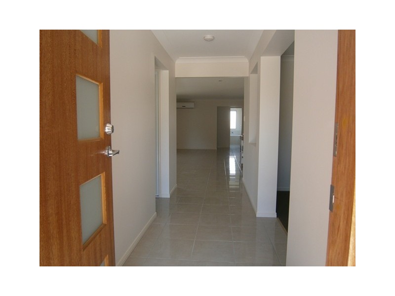 31 Skardon Crescent, Brassall QLD 4305