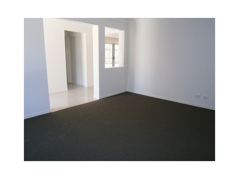 31 Skardon Crescent, Brassall QLD 4305