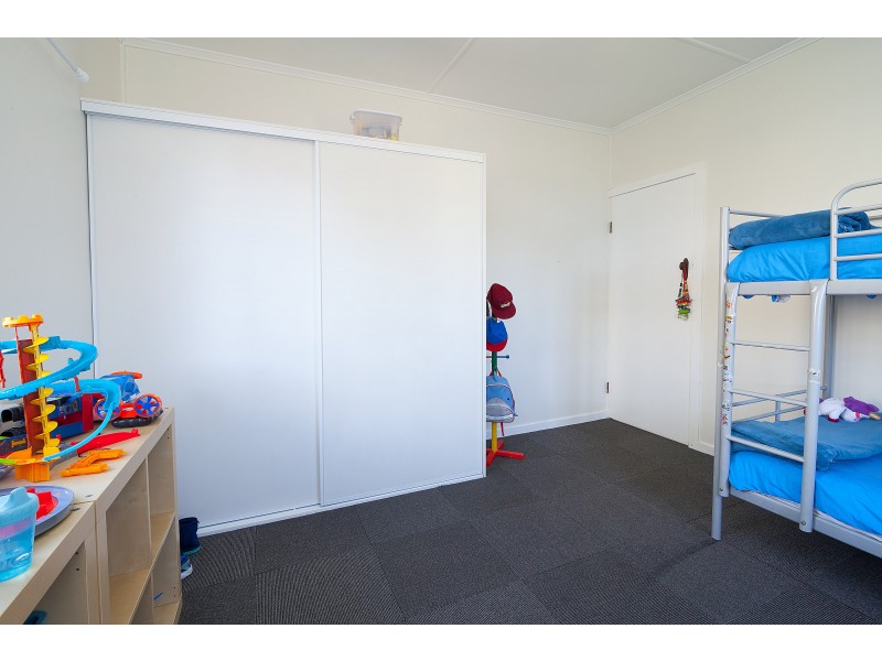 20 Thurso Street, North Booval QLD 4304