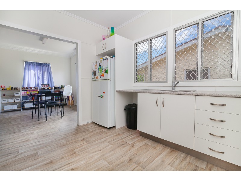 20 Thurso Street, North Booval QLD 4304
