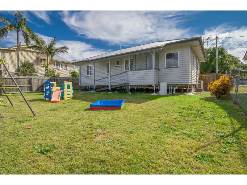 20 Thurso Street, North Booval QLD 4304