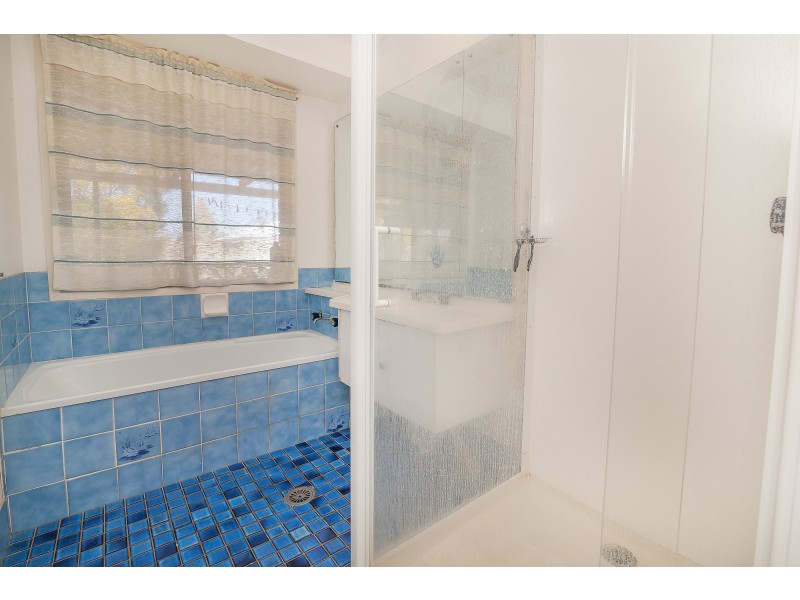 12 Creston Street, Raceview QLD 4305