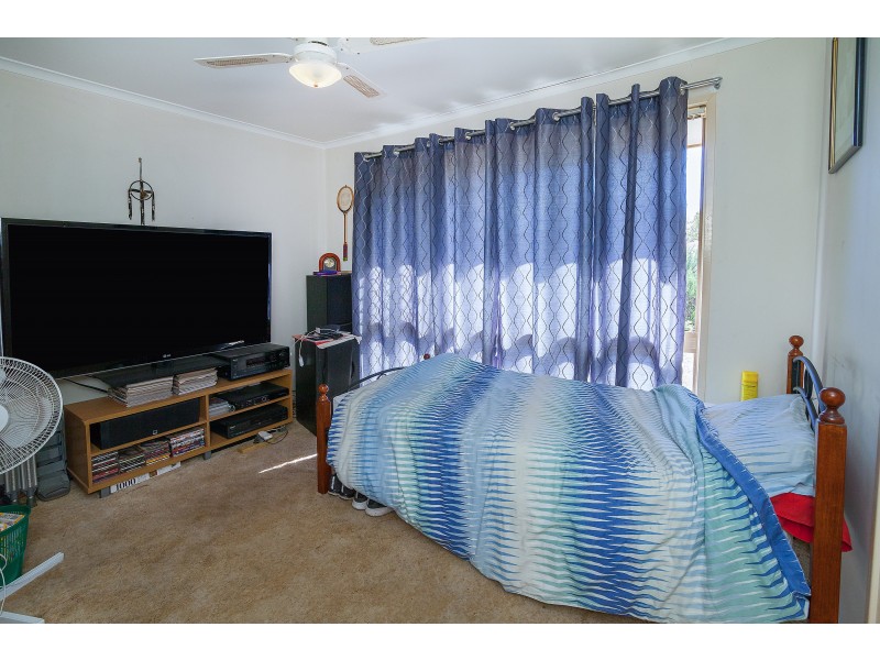 12 Creston Street, Raceview QLD 4305