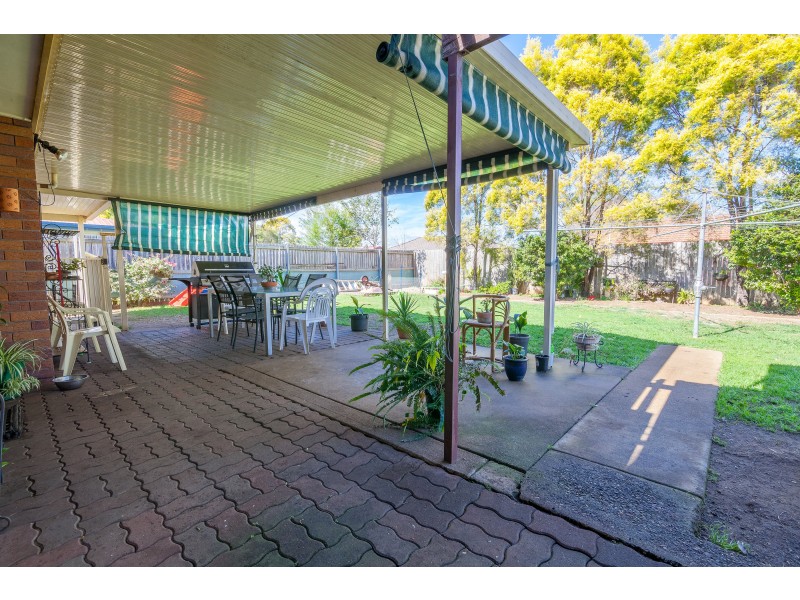 12 Creston Street, Raceview QLD 4305