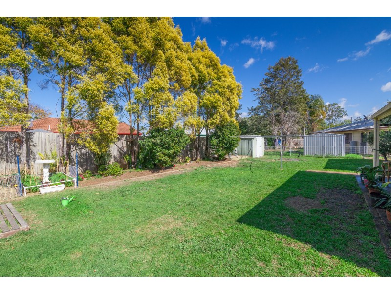 12 Creston Street, Raceview QLD 4305