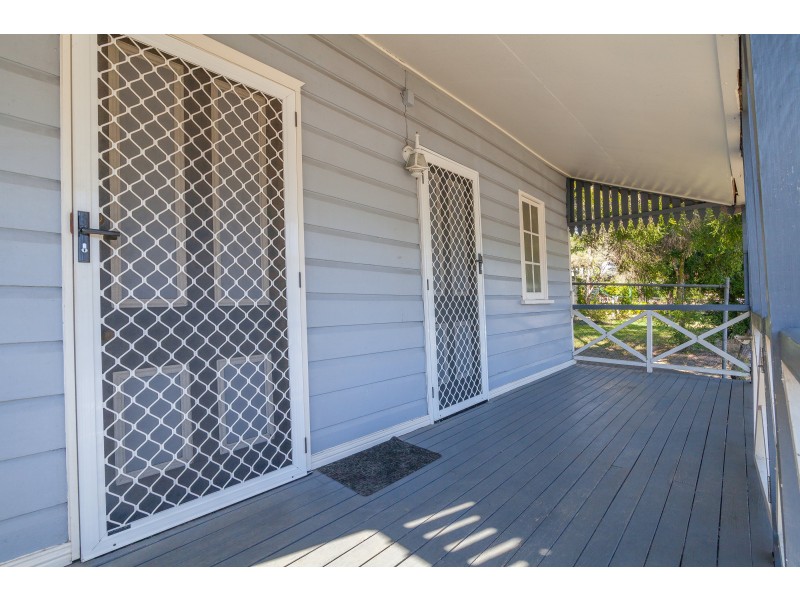 19 Smith Street, North Ipswich QLD 4305