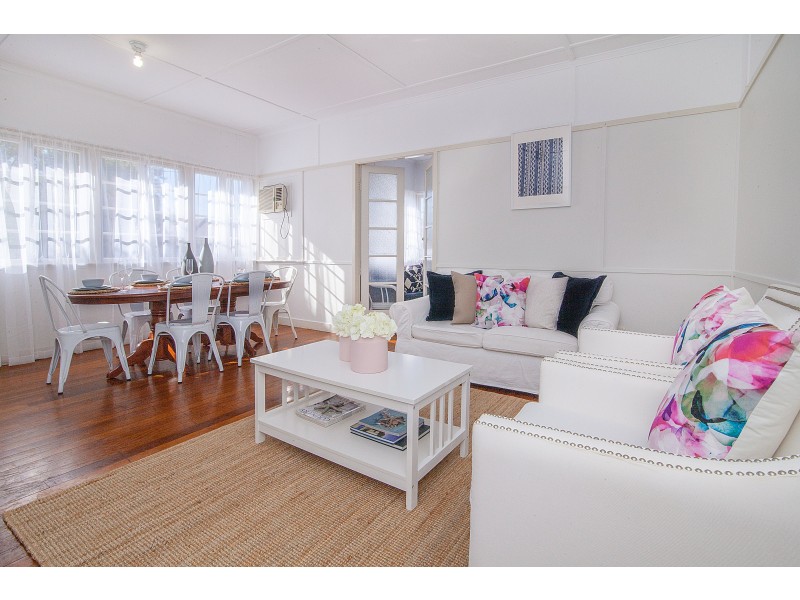 5 Adam Street, One Mile QLD 4305