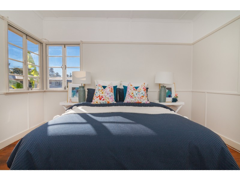 5 Adam Street, One Mile QLD 4305