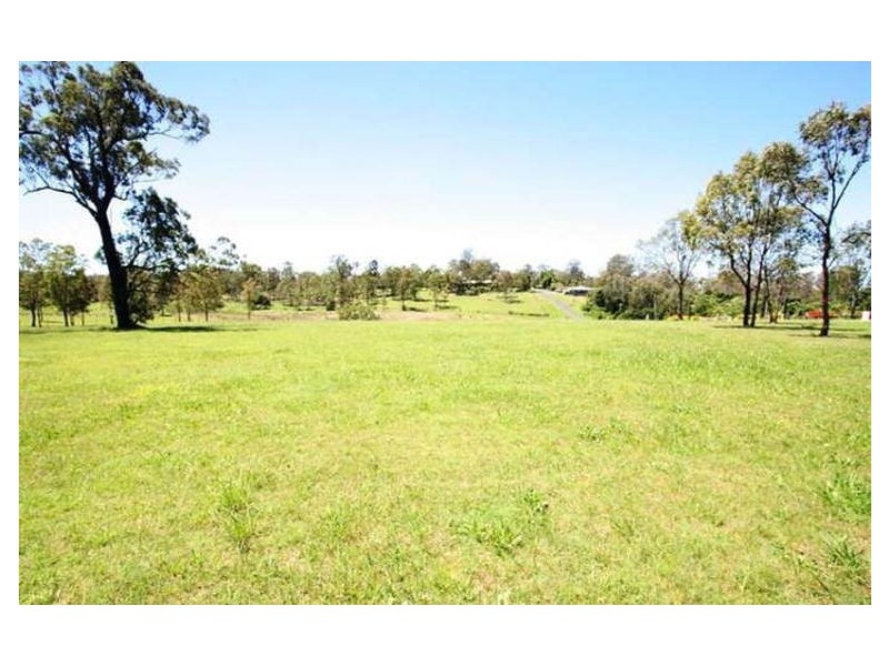 86 Elanora Way, Karalee QLD 4306