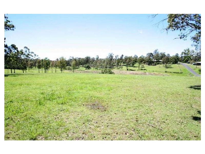 86 Elanora Way, Karalee QLD 4306