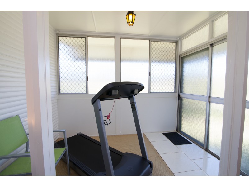 32 Grenadier Circle, Ebbw Vale QLD 4304