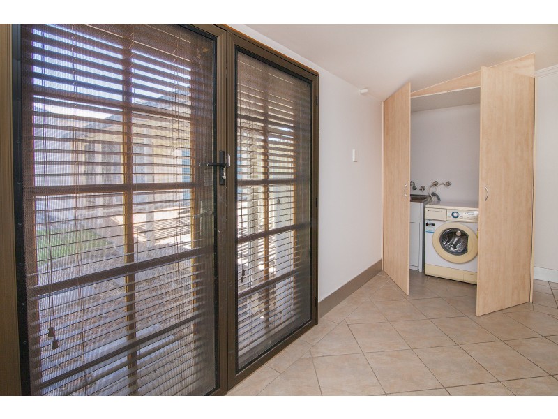 32 Grenadier Circle, Ebbw Vale QLD 4304