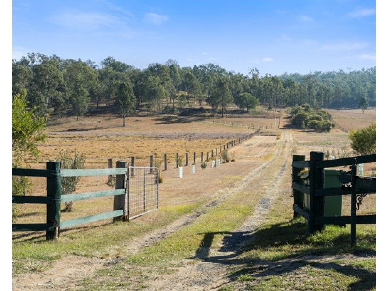 1242 Ripley Road, South Ripley QLD 4306