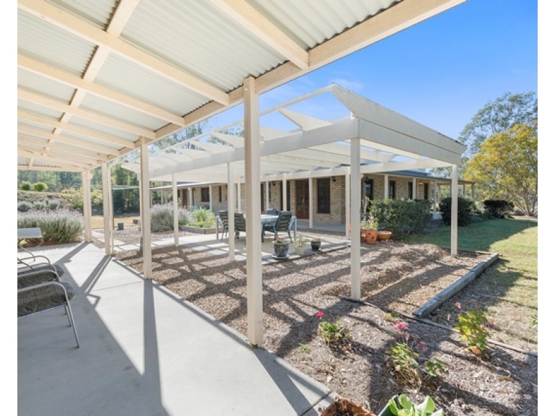 1242 Ripley Road, South Ripley QLD 4306