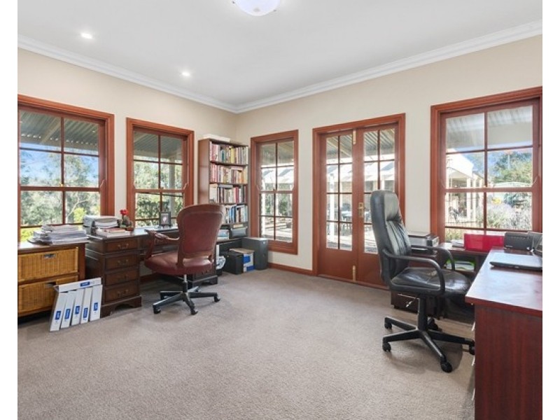 1242 Ripley Road, South Ripley QLD 4306