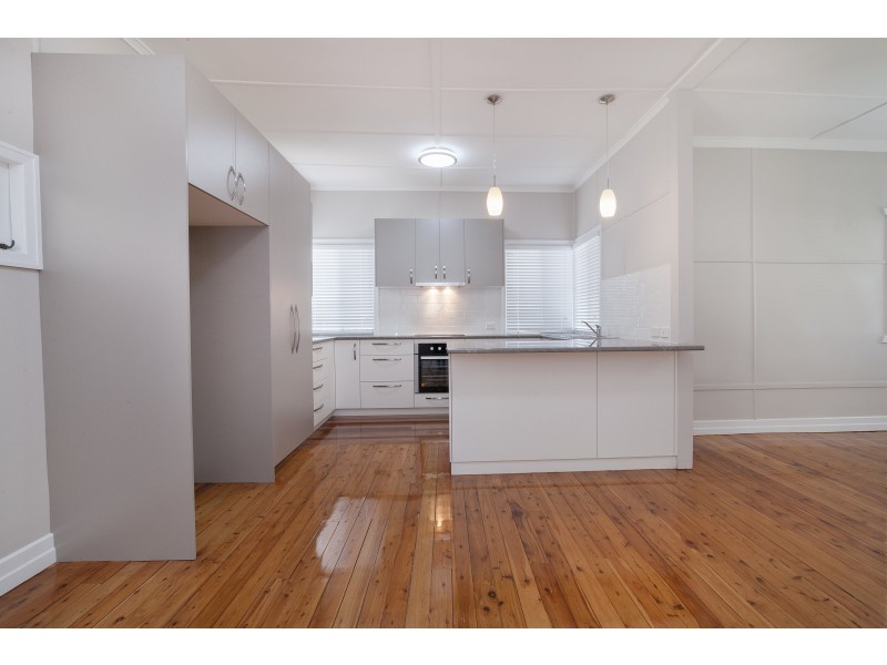 14 Margaret Street, Booval QLD 4304