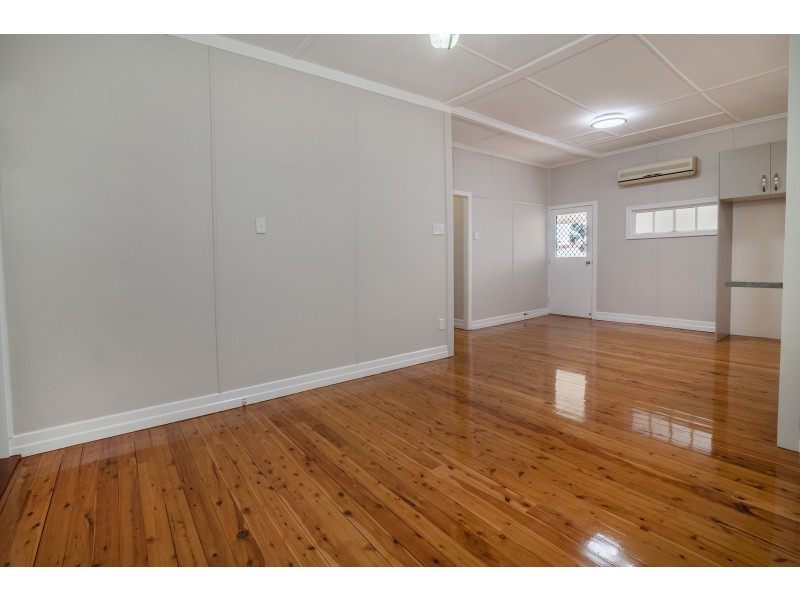 14 Margaret Street, Booval QLD 4304