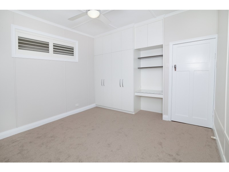 14 Margaret Street, Booval QLD 4304