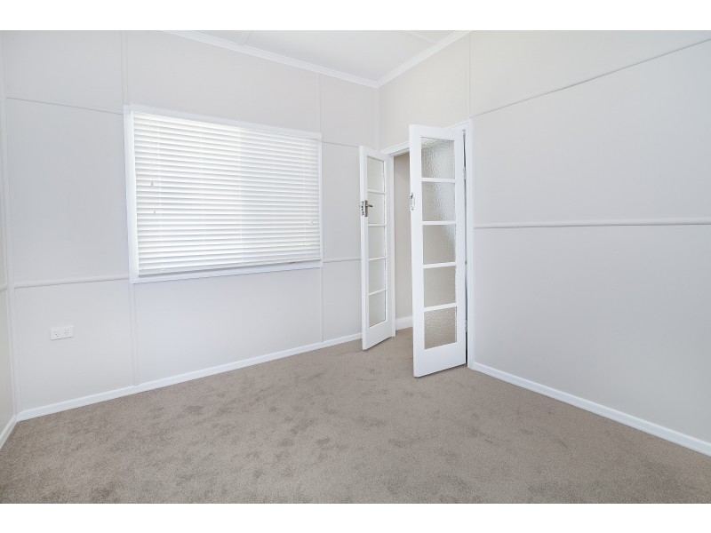 14 Margaret Street, Booval QLD 4304